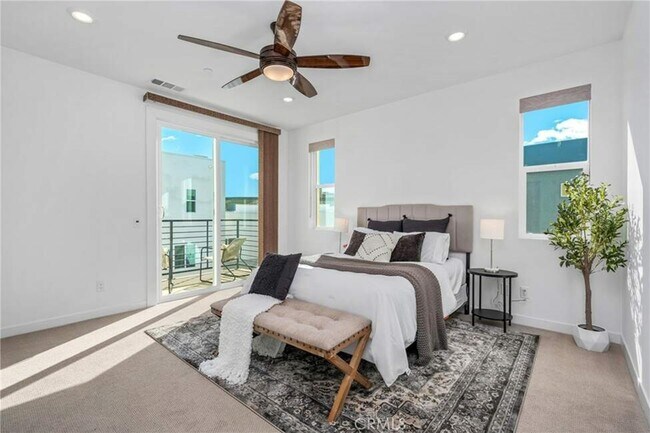 Master Bedroom - 27457 Viero Pl