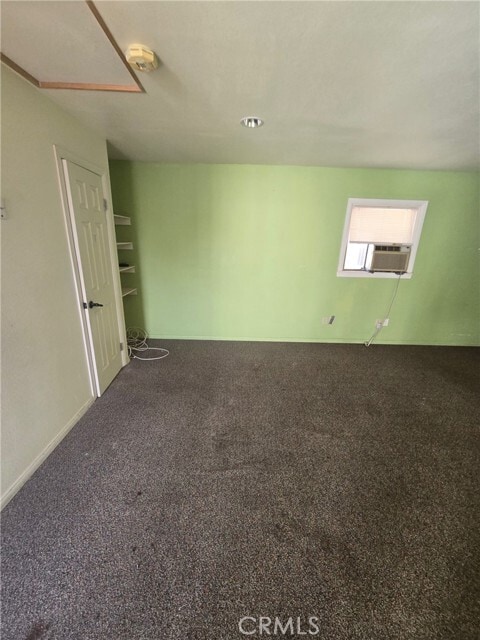 Building Photo - 635 Veile Ave