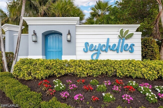 Building Photo - 2555 Seychelles Dr