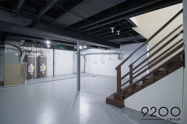 Building Photo - 7240 Balson Ave