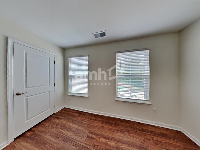 Building Photo - 4180 Garrison Grv Ln