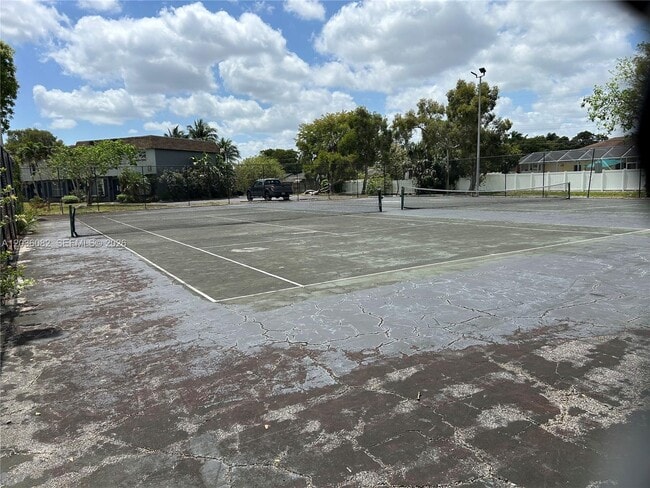 Building Photo - 4815 NW 9th Dr