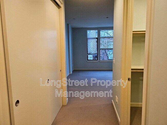 Building Photo - 2176 NW 16th Ave