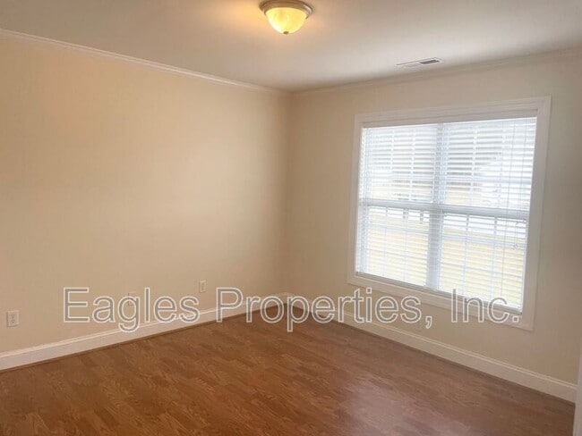 Building Photo - 2731 Hatteras Dr