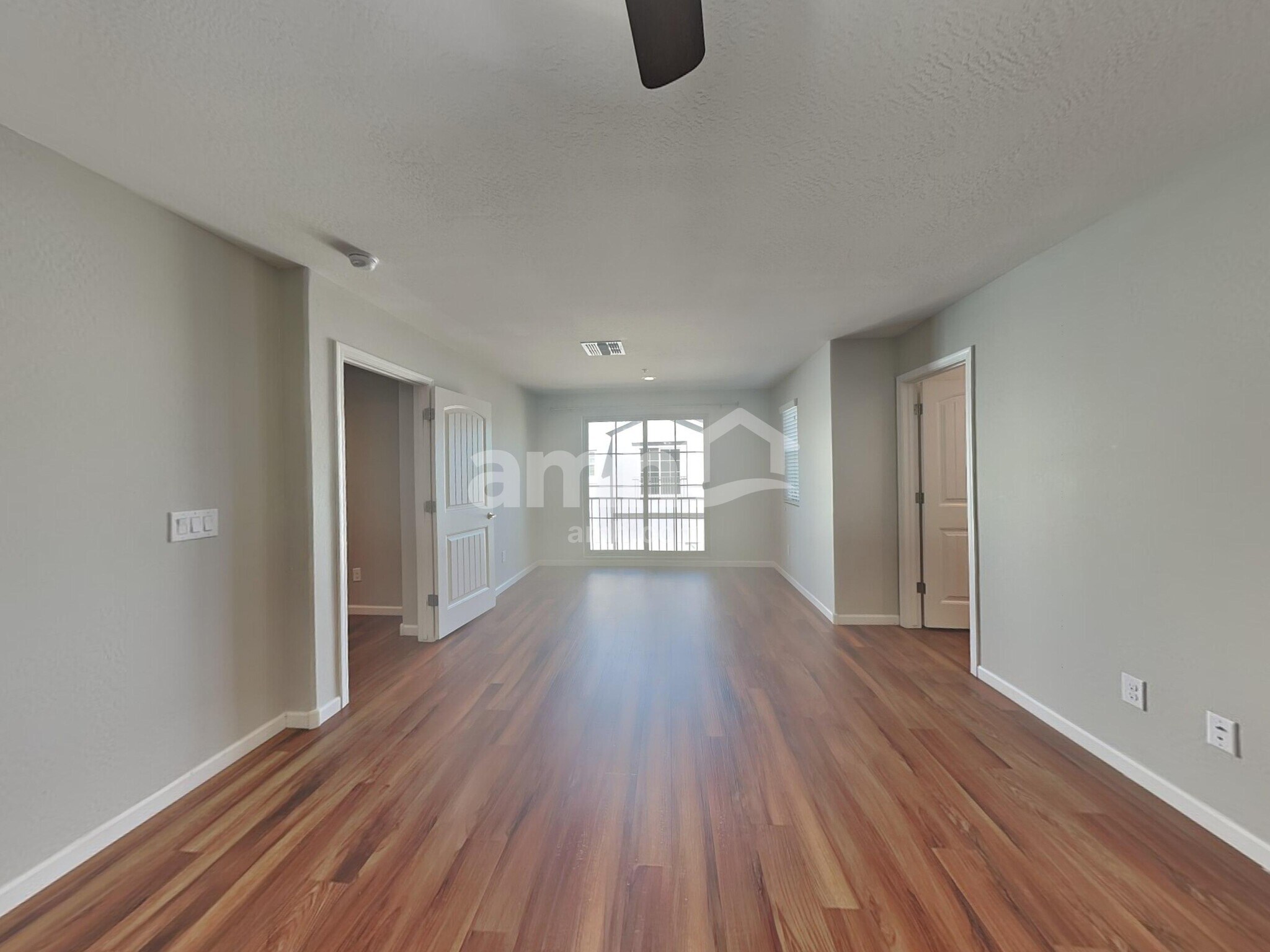 Building Photo - 20773 W Maiden Ln