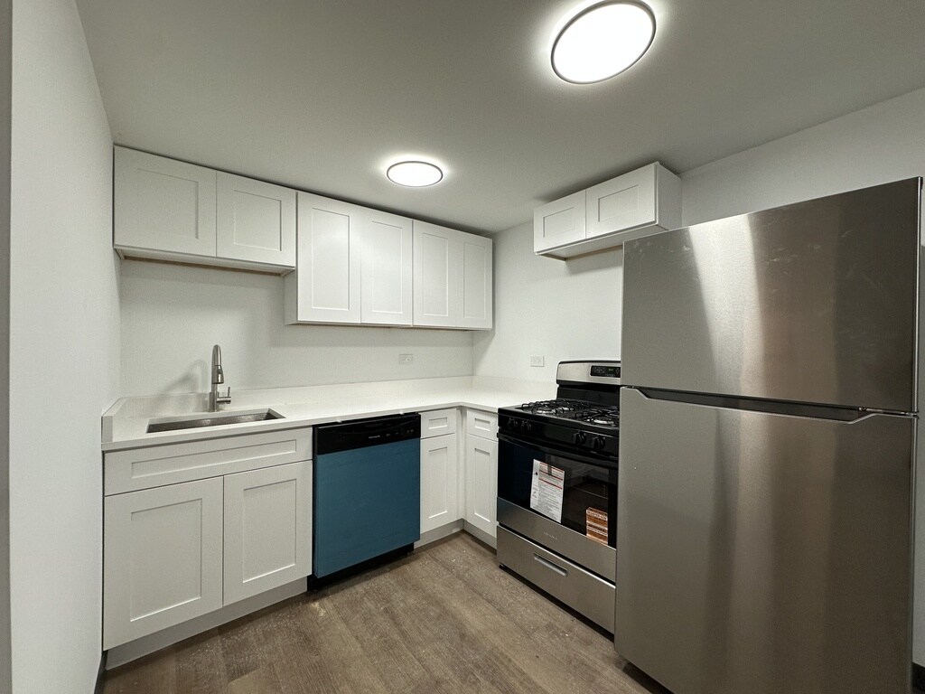 Building Photo - 1626 N Fairfield Ave