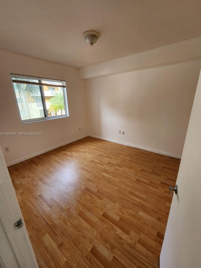 Building Photo - 11060 SW 196th St