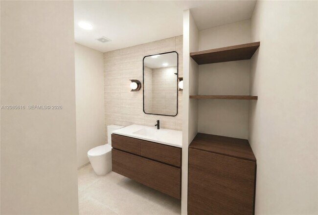 Building Photo - 6821 SW 44th St
