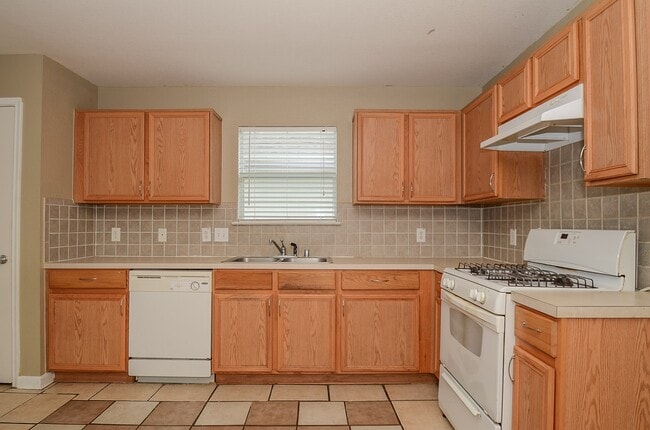 Building Photo - 11711 Wainscot Ct