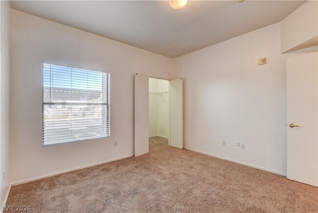 Building Photo - 45 Maleena Mesa St