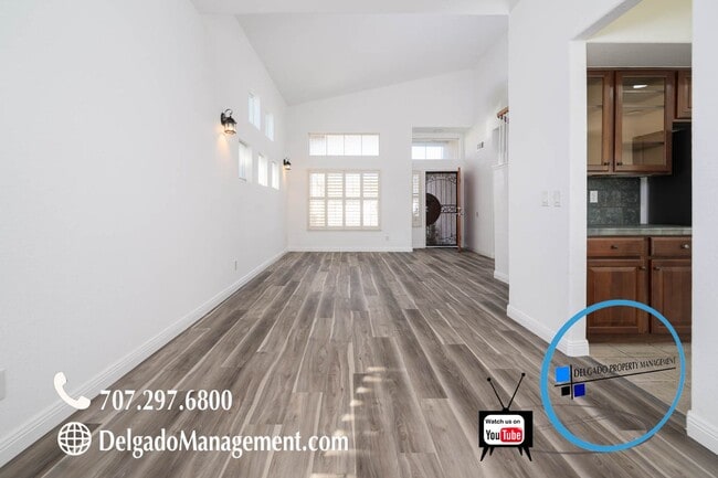 Building Photo - Large 3 bedroom home recently upgraded