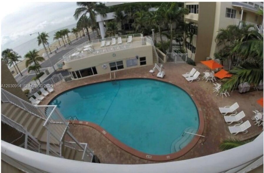 Building Photo - 101 N Fort Lauderdale Beach Blvd