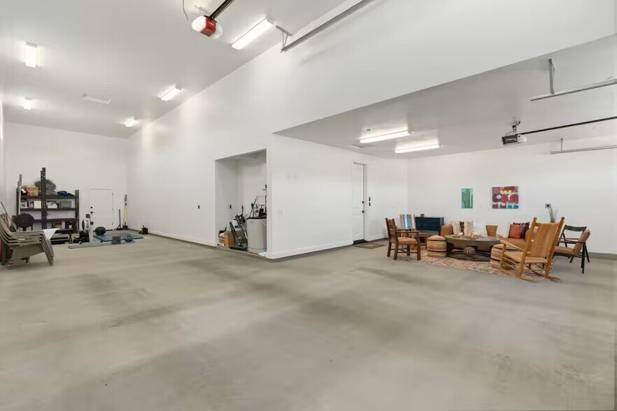 Building Photo - 524 Powder Box Rd