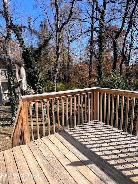 Building Photo - 355 W Outer Dr