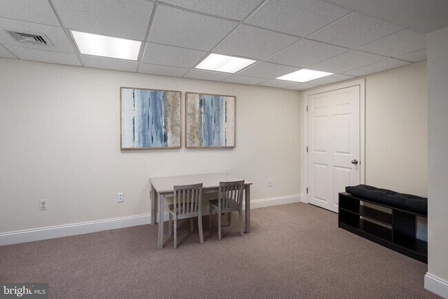 Building Photo - 141 Hun Rd