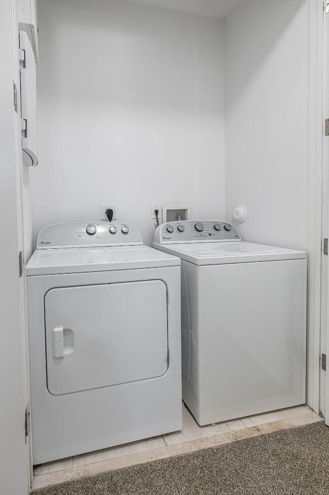 Building Photo - 7651 NW 88th Terrace