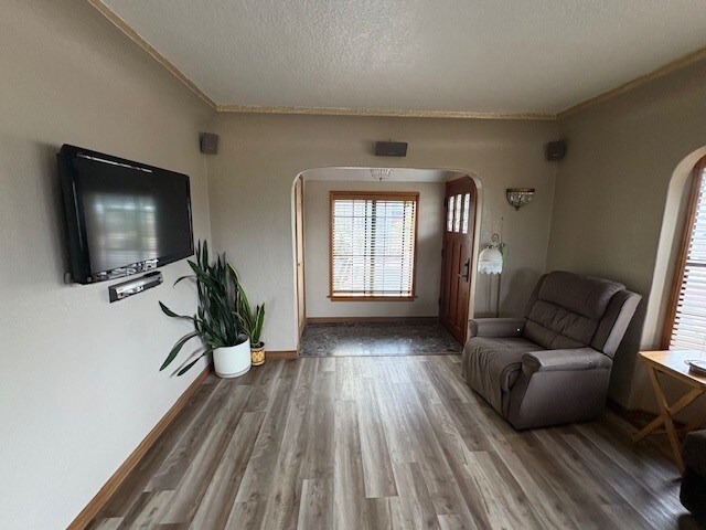 Building Photo - 1252 Basswood Ave