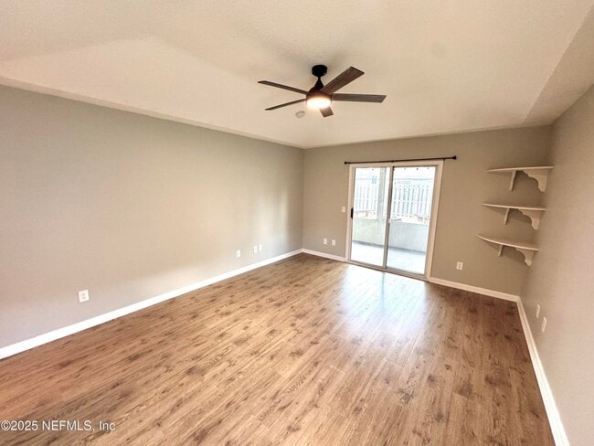 Building Photo - 12850 Chets Creek Dr N