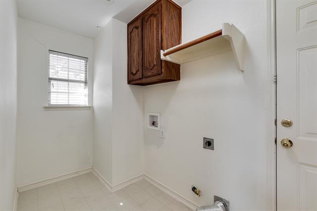 Building Photo - 1316 Lochness Dr