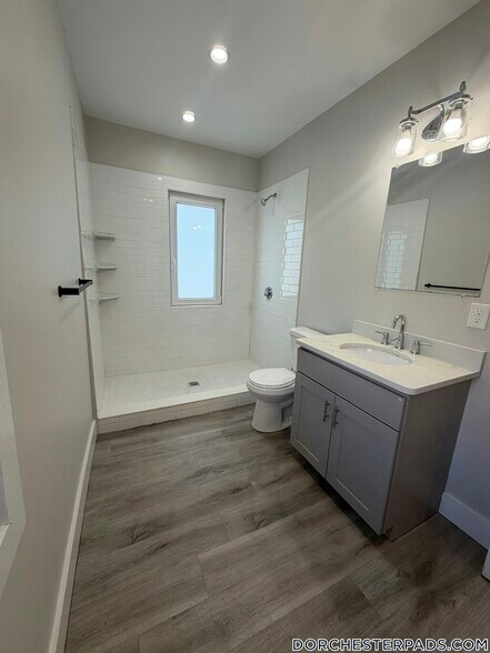 Building Photo - 86 Fayston St