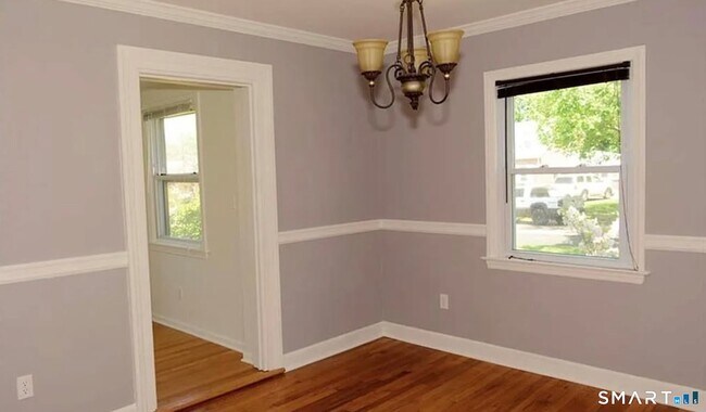 Building Photo - 122 Oberlin Rd