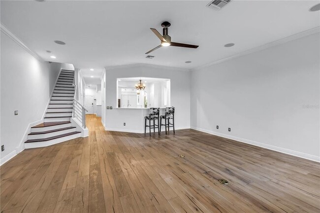 Building Photo - 651 Saxony Blvd