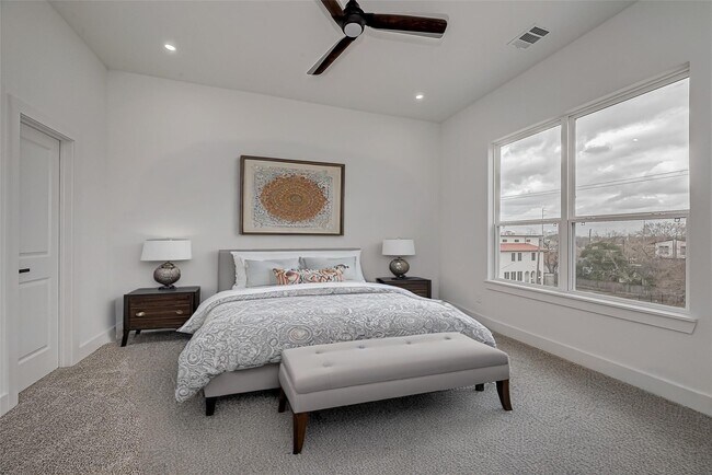 Building Photo - 3624 Goodhope St