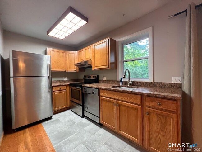 Building Photo - 223 Flanders Rd