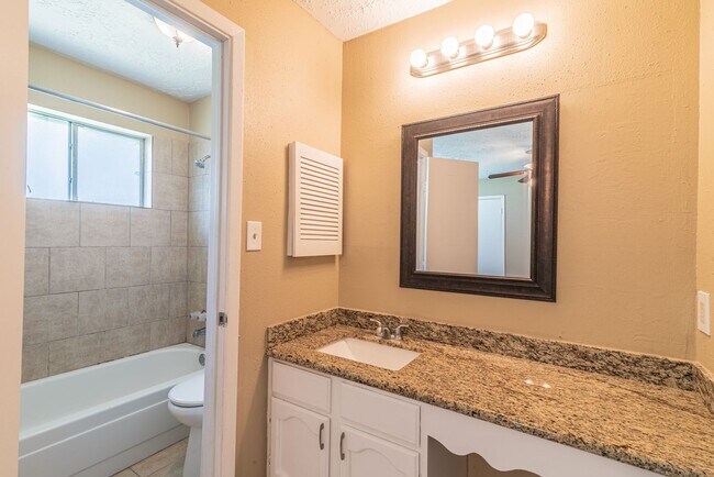 Building Photo - 14210 Galvani Dr