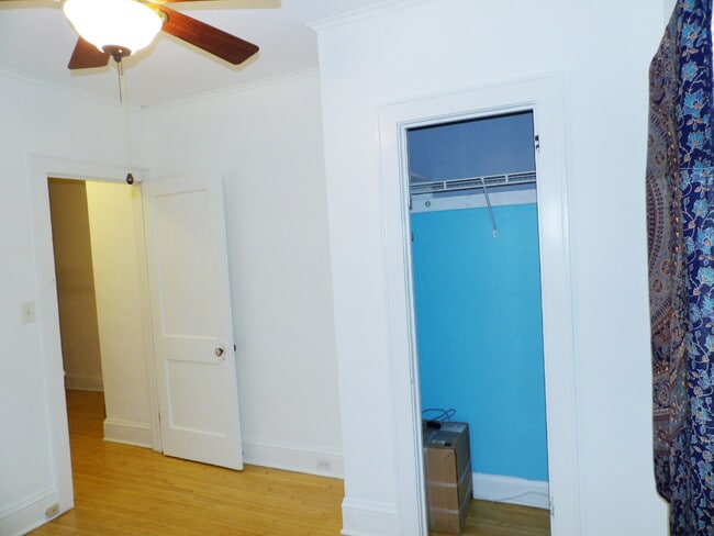 Building Photo - 2 Bedroom Condo in Brownstone