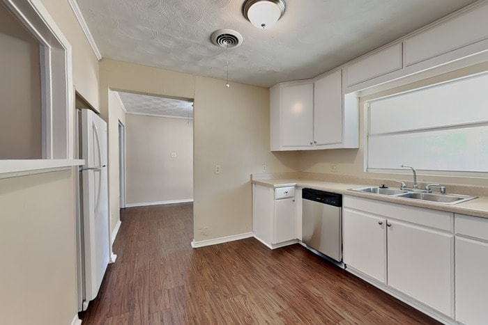 Building Photo - 13605 Janwood Ln
