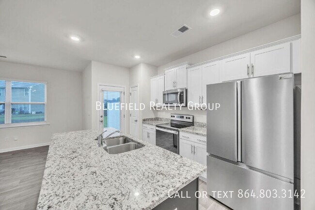 Building Photo - 1329 Wunder Way