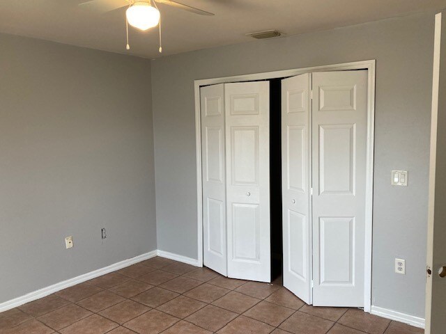 Building Photo - 1417 SE 1st Pl