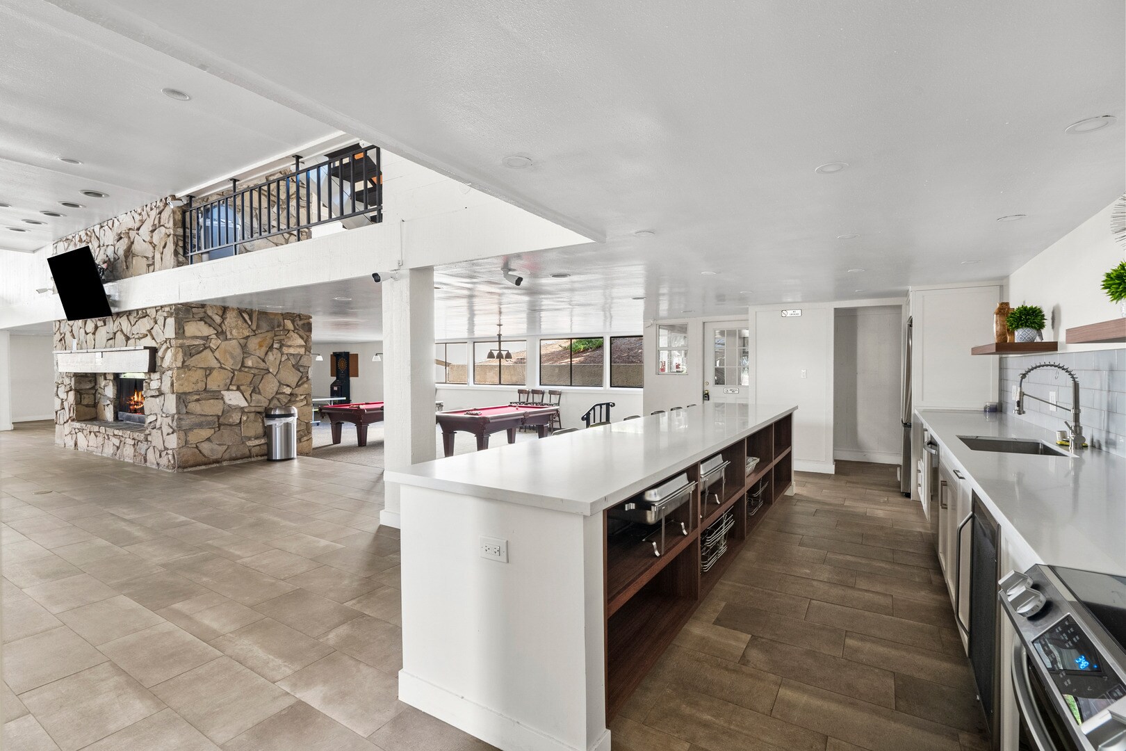 Building Photo - 7765 W 91st St