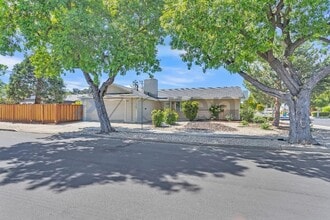 Building Photo - 500 Middlesex Rd