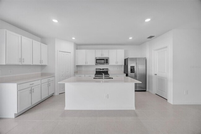 Building Photo - 7751 Abagail Dr