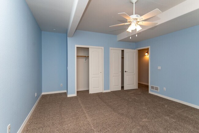Building Photo - 10154 Silver Leaf Way