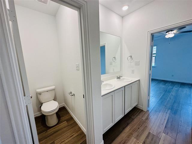 Building Photo - 8112 Green Heron Dr