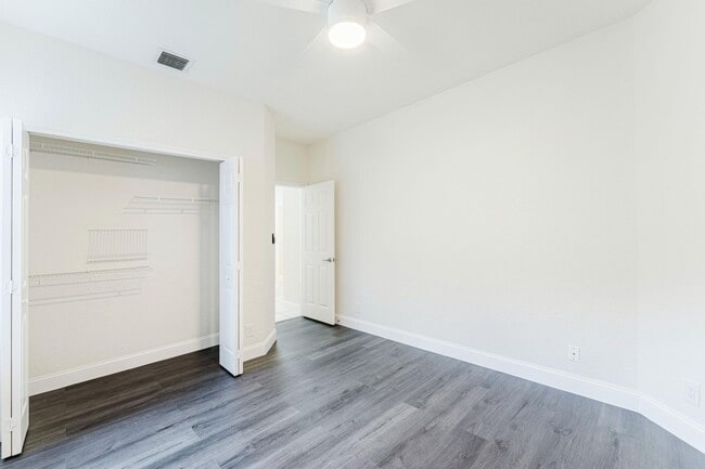 Building Photo - 12630 Torbay Dr