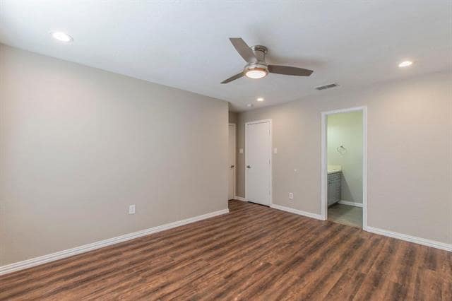 Building Photo - 1213 Wyndham Dr