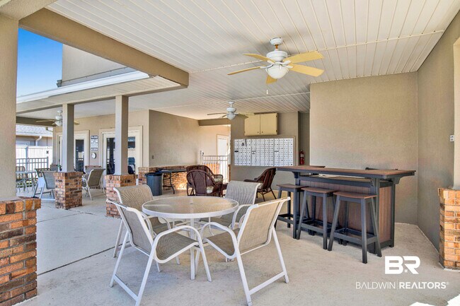 Building Photo - 501 Cotton Creek Dr