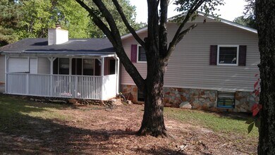 Building Photo - 451 Camden Cir
