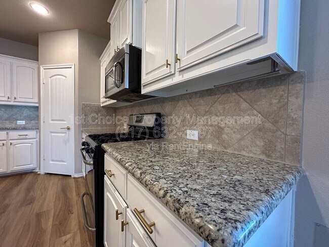 Building Photo - 15736 Barton Ridge Dr