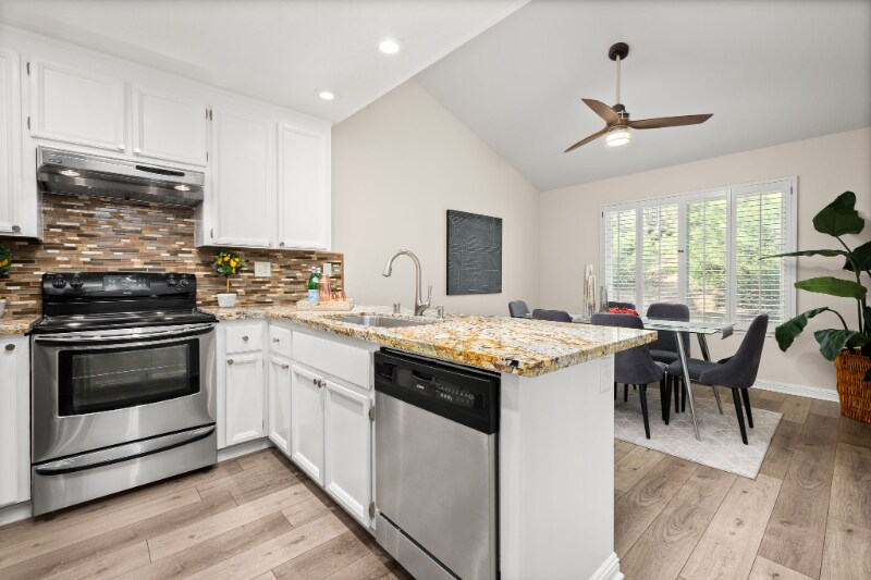 Building Photo - 135 Southwind Dr