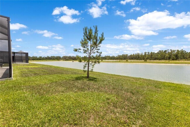 Building Photo - 33700 Hamilton Hl Ln