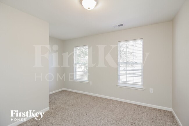 Building Photo - 4017 Eastford Court