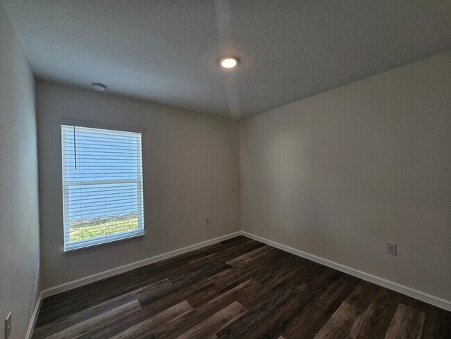 Building Photo - 3715 Eisel Wy