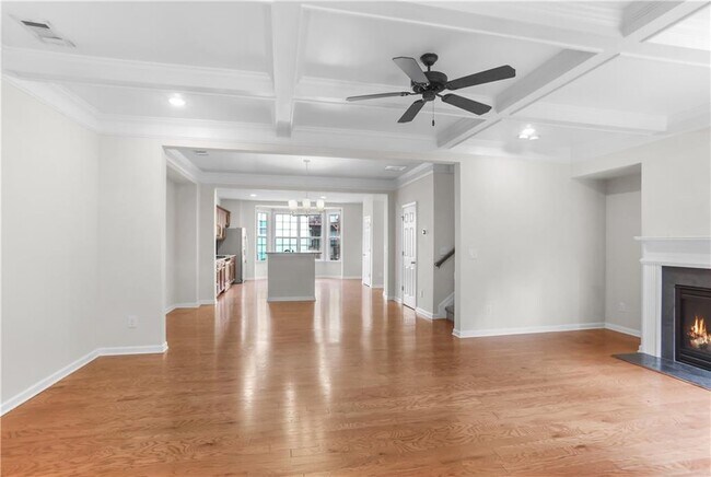 Building Photo - 4239 Laurel Creek Ct SE