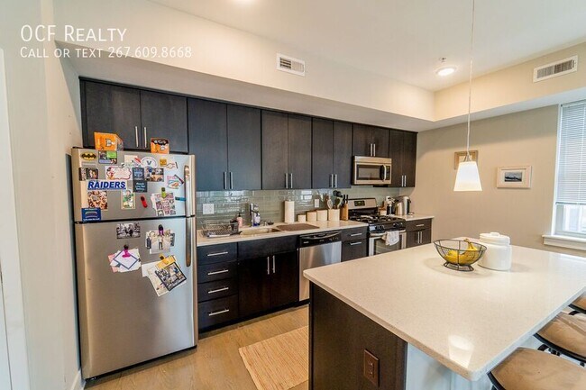 Building Photo - 1607 Catharine St