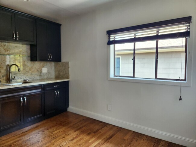 Building Photo - 1514 Walnut St